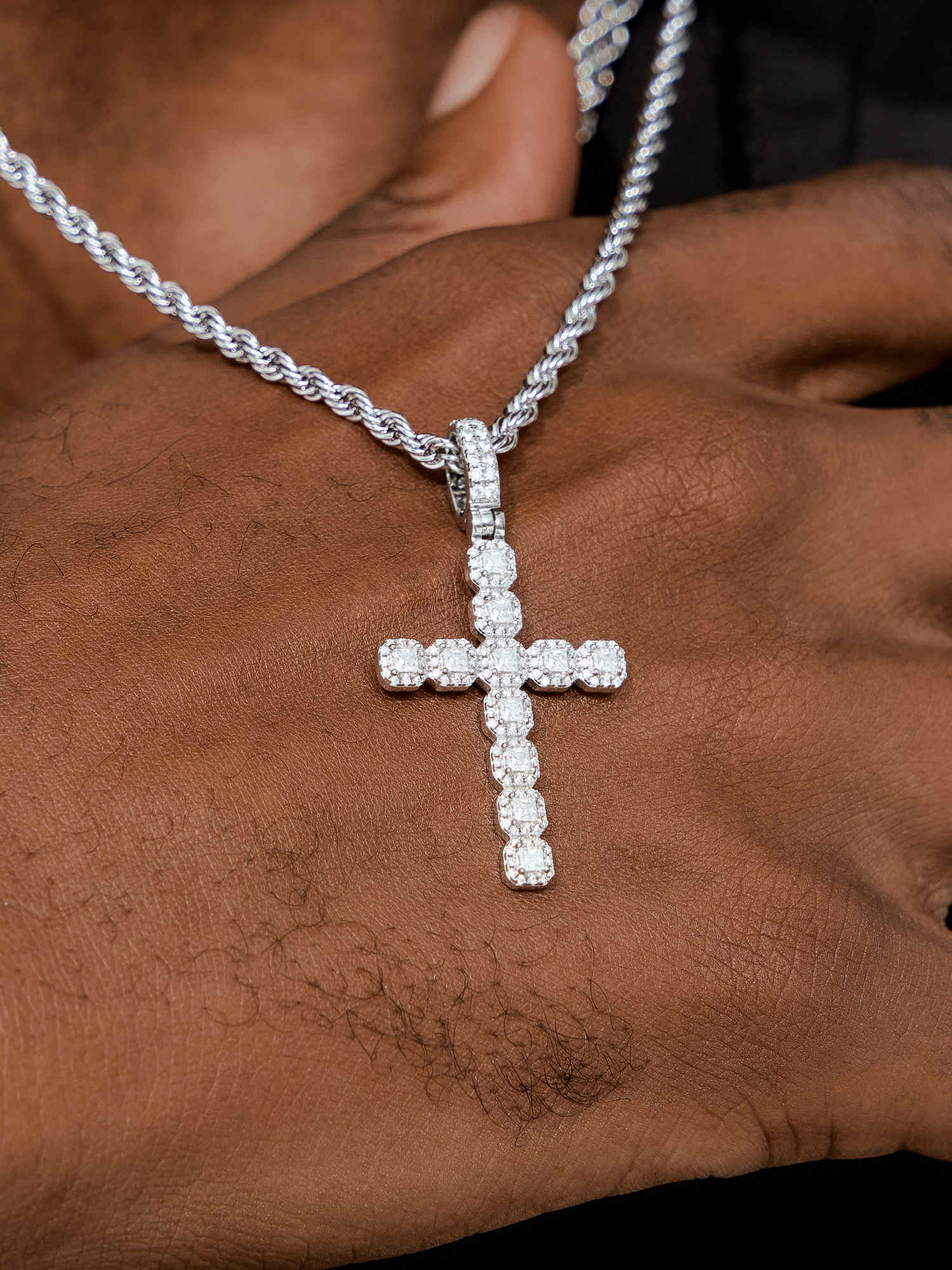 Princess Cut Moissanite Cross Pendant - Image 5
