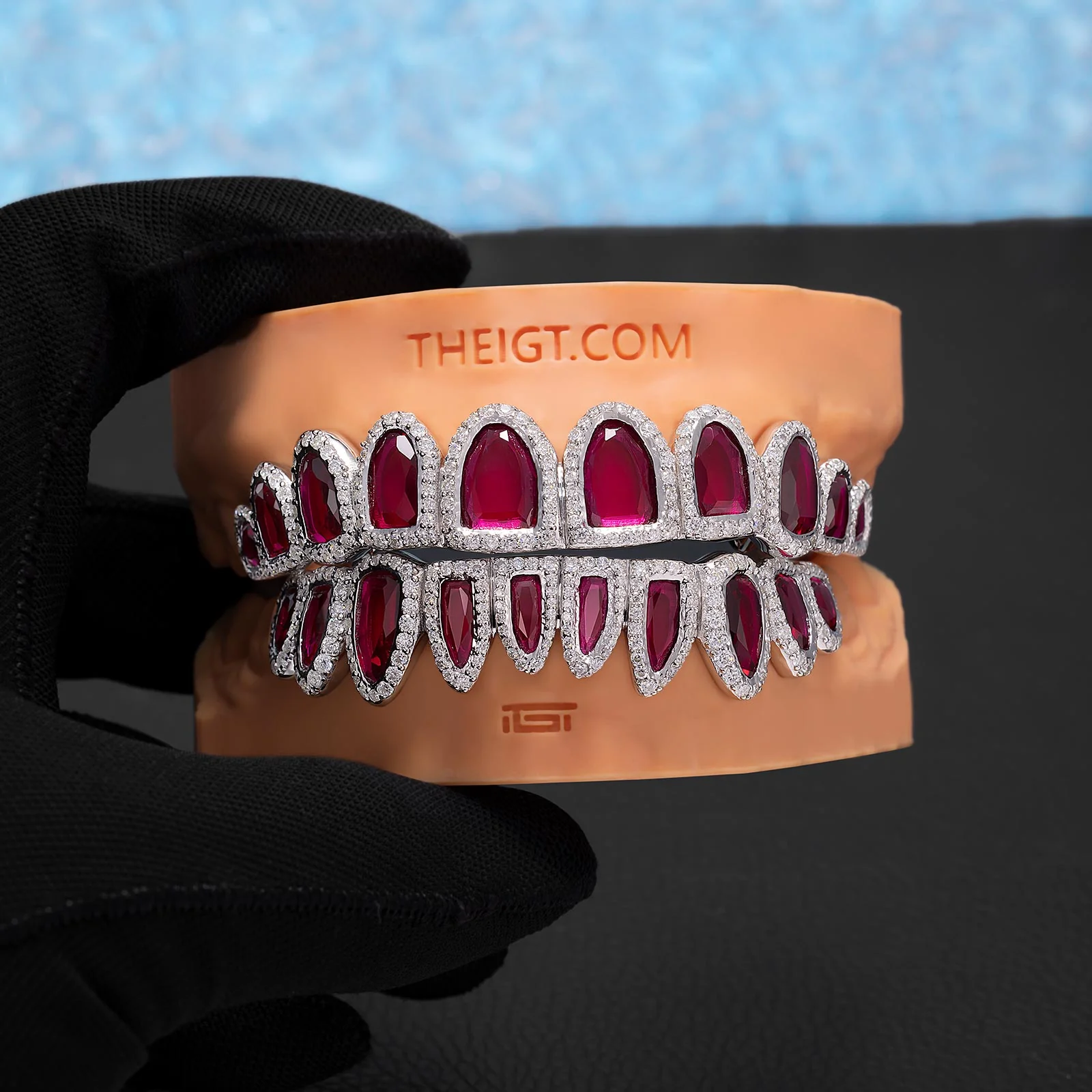 Ruby Rock Distorted Texture Grillz - Image 4