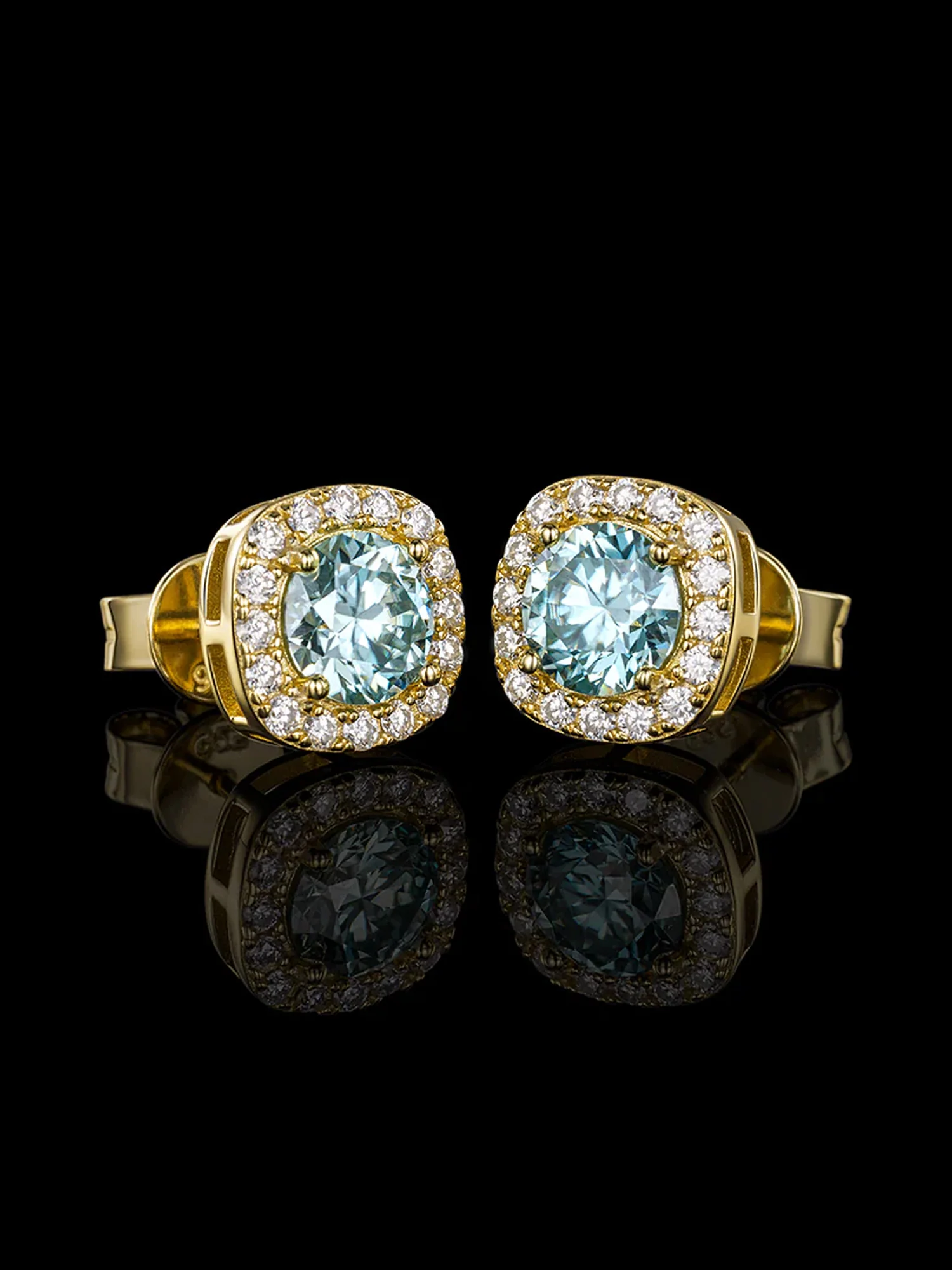 S925 Blue Moissanite Square Stud Earrings - 3.4 Carat Total - Image 4