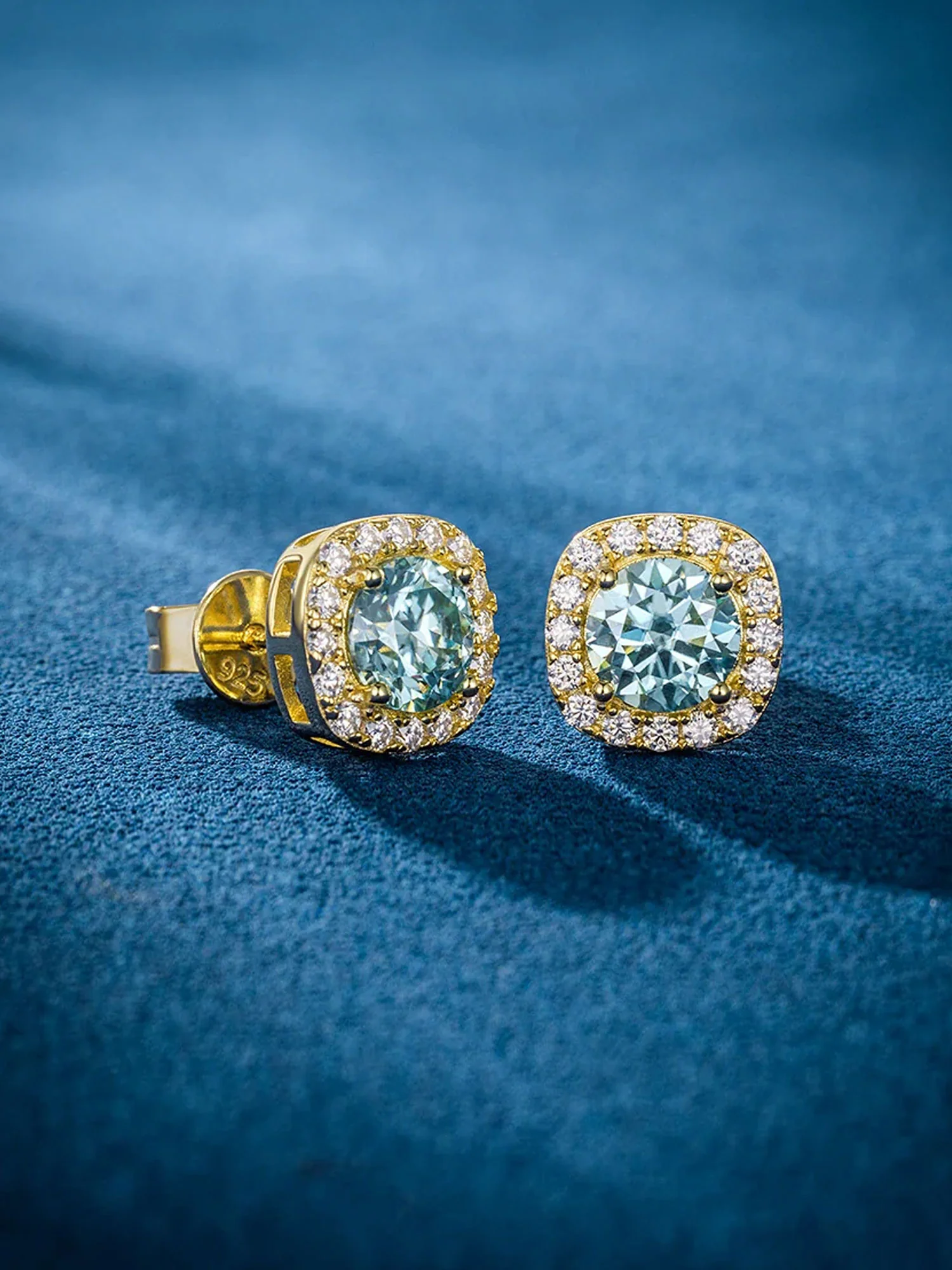 S925 Blue Moissanite Square Stud Earrings - 3.4 Carat Total - Image 6