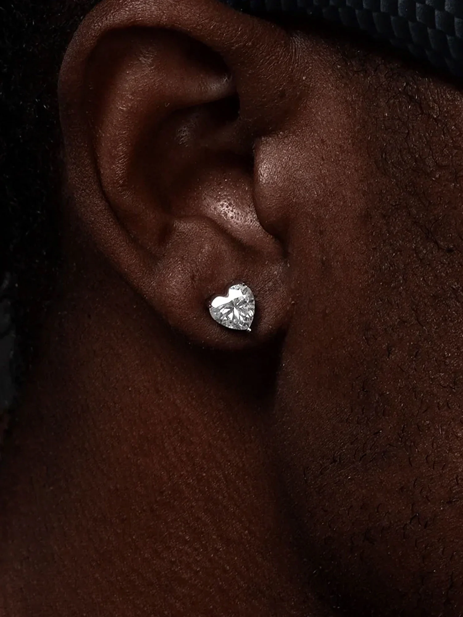S925 Moissanite Heart Shaped Stud Earrings - 2 Carat Total - Image 5