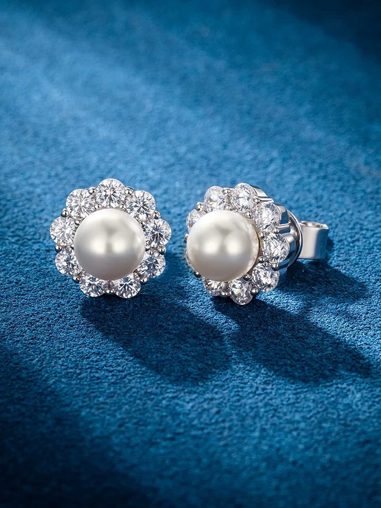 S925 Moissanite Pearl Stud Earrings - Image 5