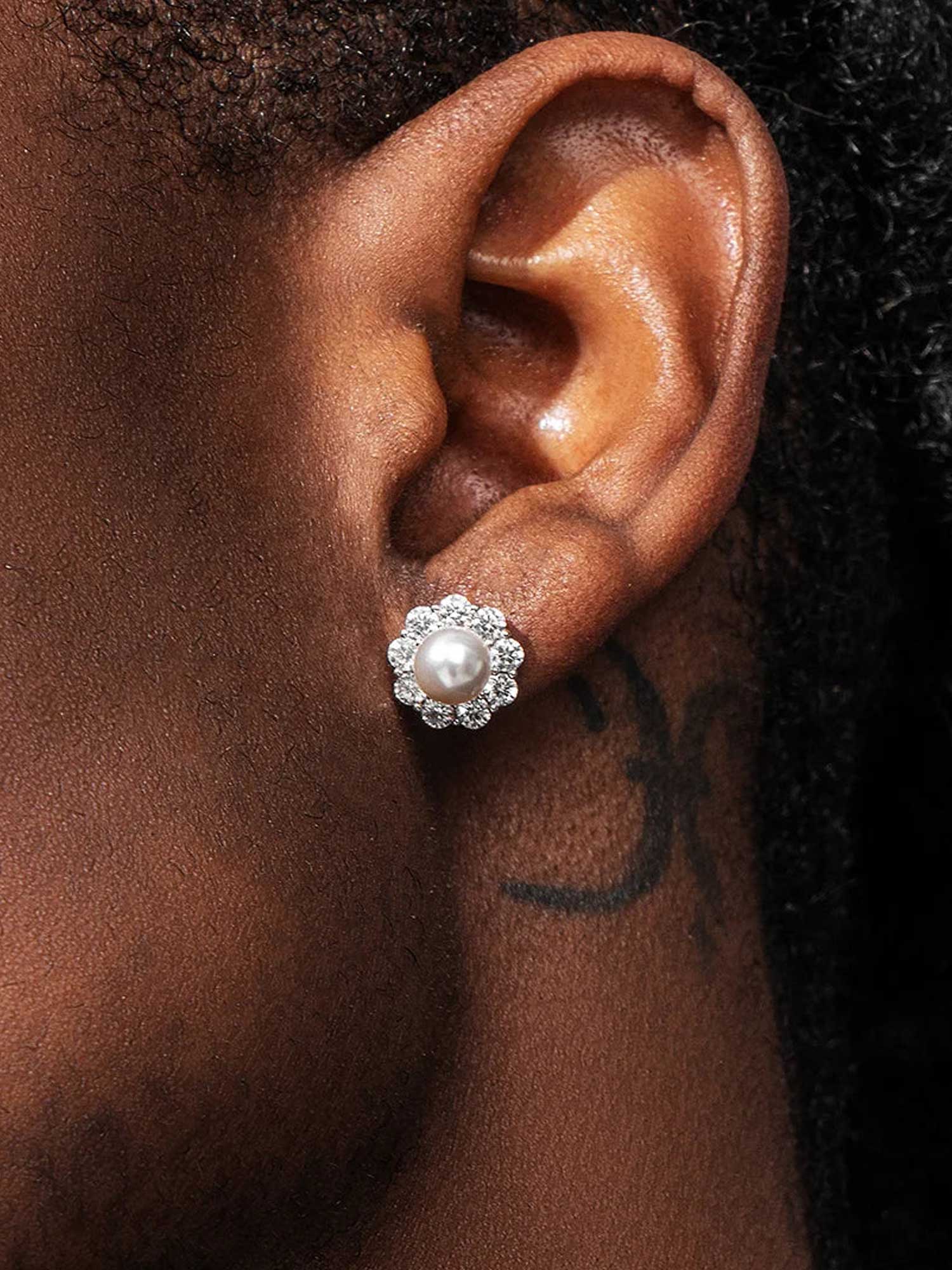 S925 Moissanite Pearl Stud Earrings - Image 6
