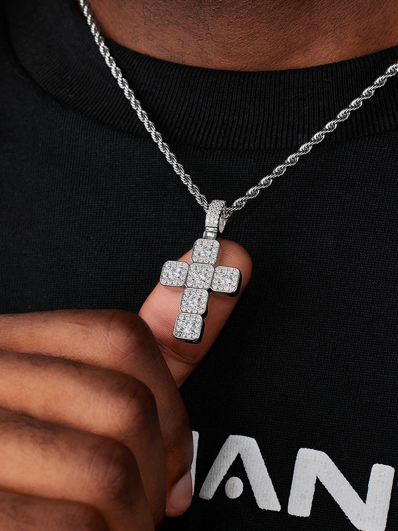 S925 Moissanite Square Cross Pendant - Image 3