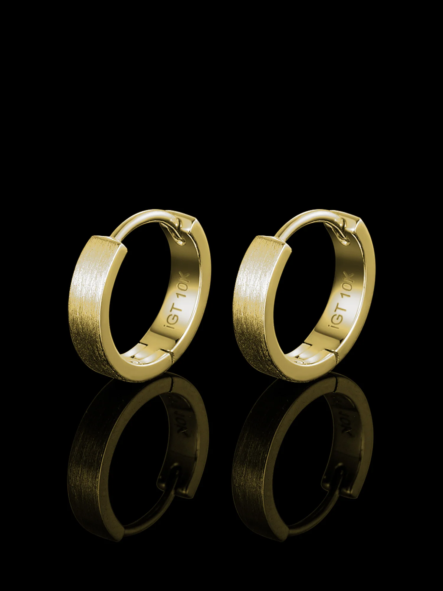 Solid Gold Plain Huggie Hoop Earrings - Image 3