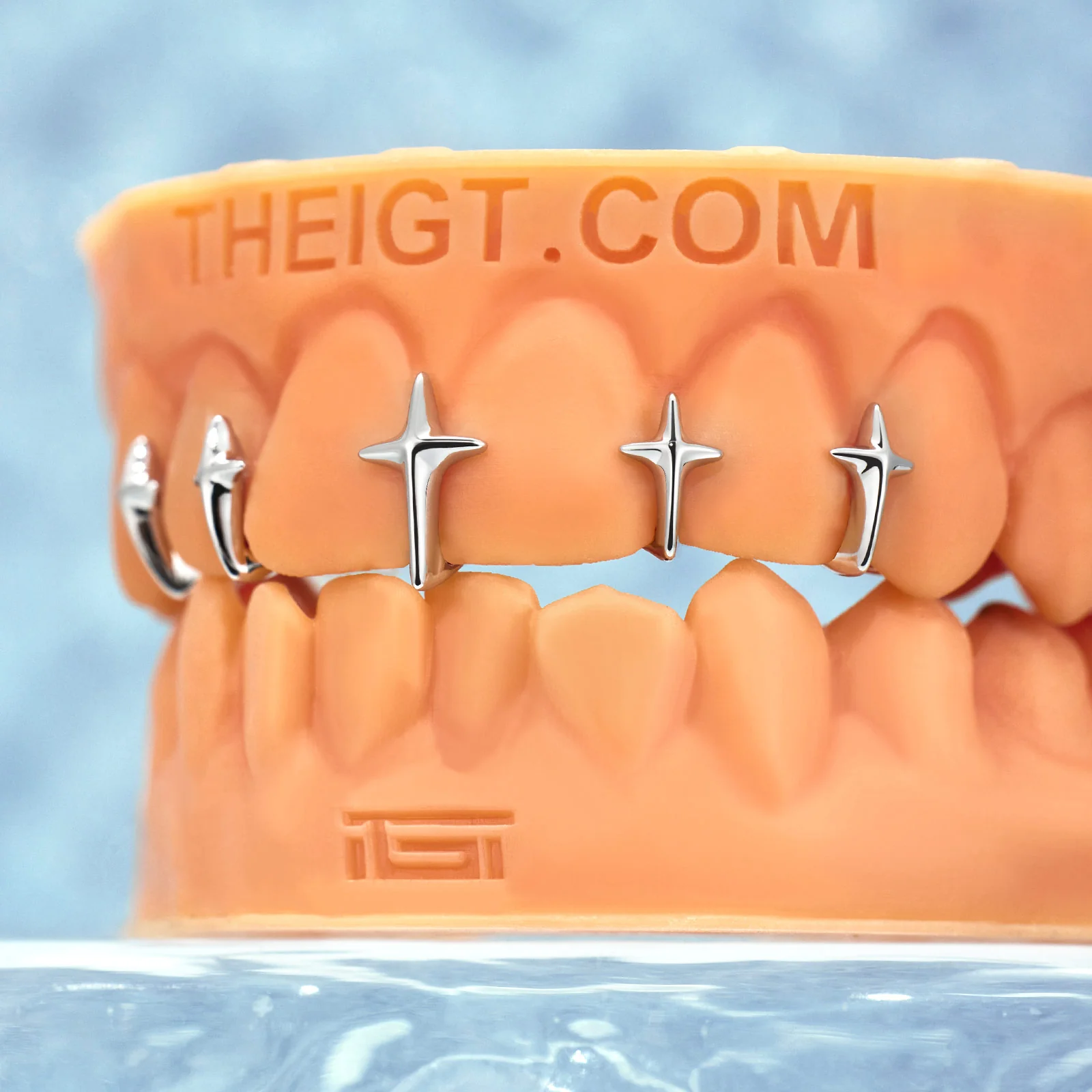 Sparkle Cross Bar Grillz - Image 3
