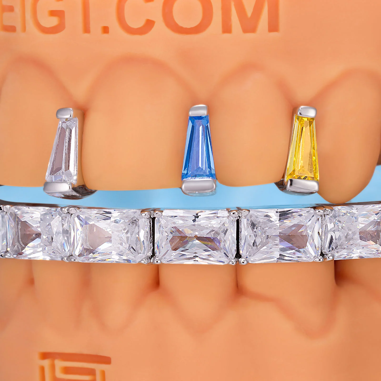Tapered Baguette Spacers W Asscher Cut Bar - Image 2