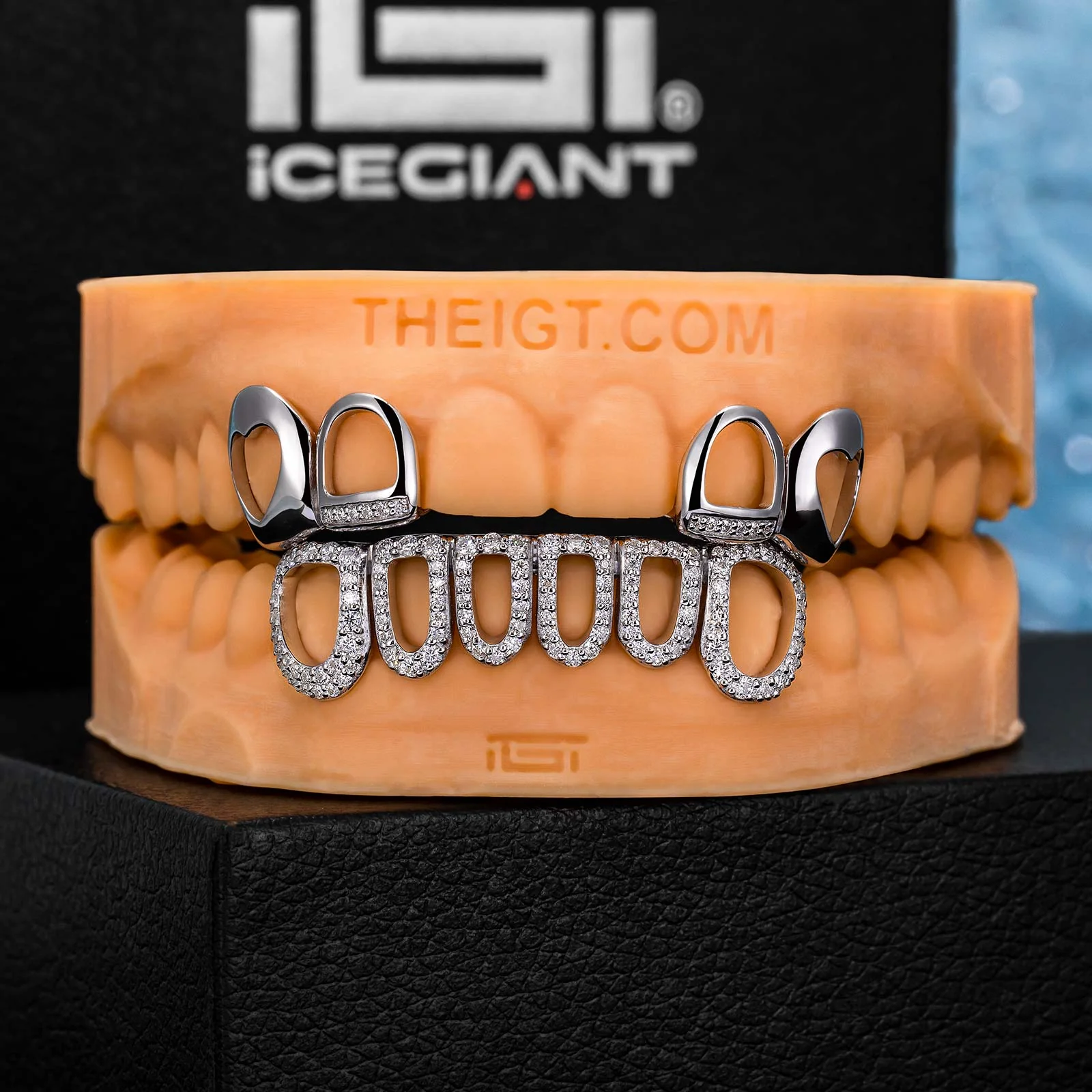 Top 4 Heart Style W Bottom 6 Grillz - Image 4