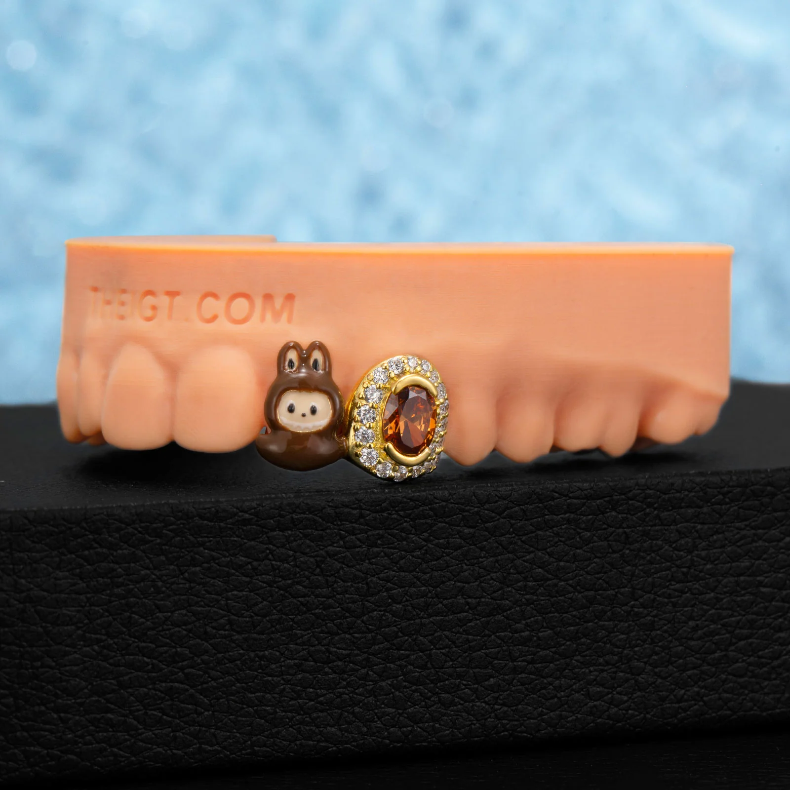 Top Double Cap Grillz With Cute Design - Image 3