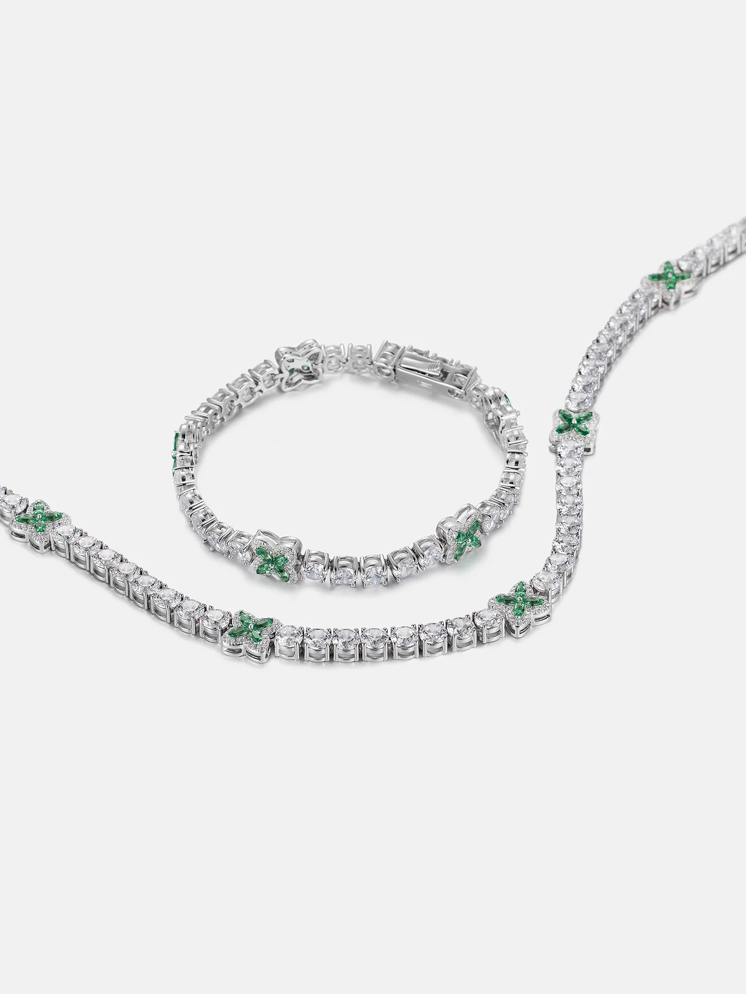 White Moissanite Green Marquise Gem Clover Tennis Chain - Image 3